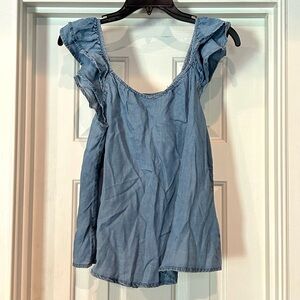 Boutique Ruffle sleeve denim top